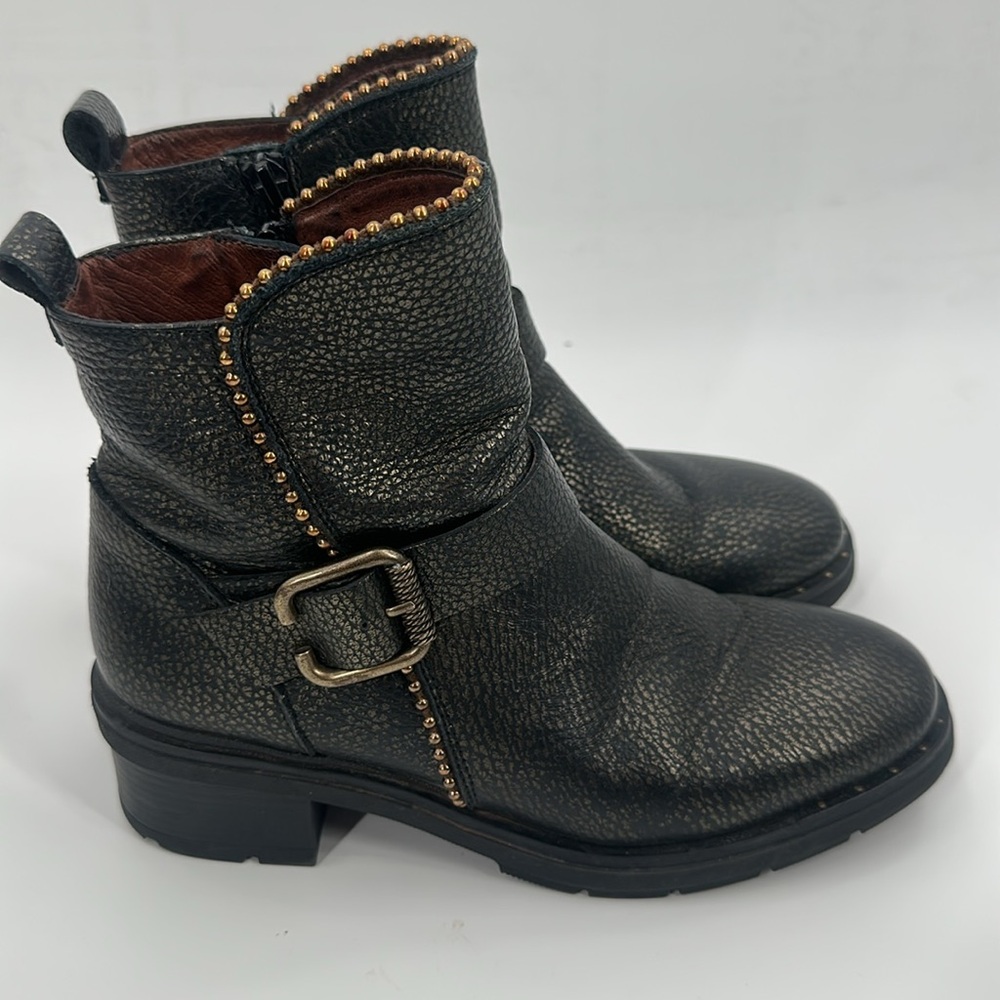 Hispanitas LeVia Bronze Studded Thick Leather Strap Moto Booties‎ 38